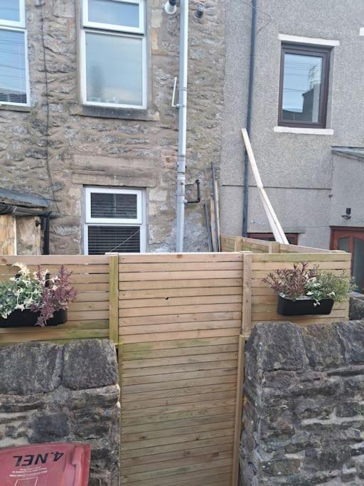 Villa Cosy 19Th Century Town-House Clitheroe Exterior foto